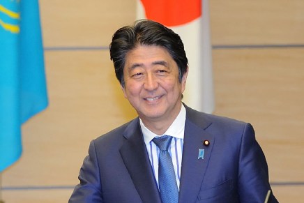 Giappone: perché Shinzō Abe vuole cambiare la&nbsp;Costituzione?