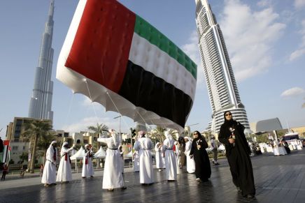 Emirati Arabi Uniti: raggiunta la parità di genere in&nbsp;parlamento