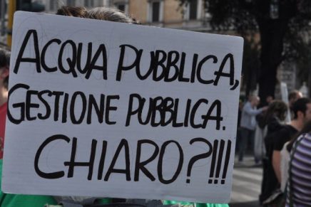 Acqua pubblica, parte la battaglia Acqua pubblica, parte la battaglia