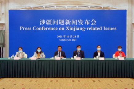 Cina: l’inesistenza dei “lavori forzati” nello Xinjiang Cina: l’inesistenza dei “lavori forzati” nello Xinjiang