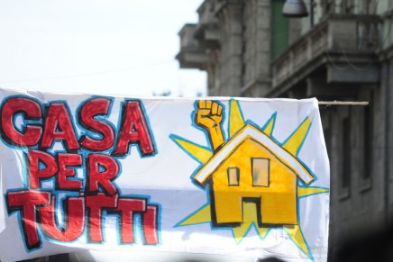 Le svolte neoliberiste partono sempre dalle crociate contro il diritto all’abitare