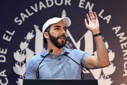 El Salvador: Nayib Bukele si autoproclama vincitore, le opposizioni denunciano&nbsp;irregolarità