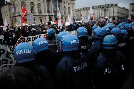 Il nuovo Ddl sicurezza: un attacco senza precedenti al dissenso e alle libertà democratiche Il nuovo Ddl sicurezza: un attacco senza precedenti al dissenso e alle libertà democratiche