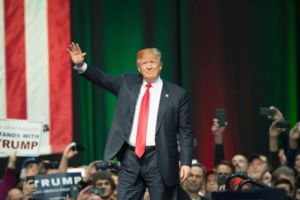 Trump rientra nella definizione di fascista, secondo l’ex generale John&nbsp;Kelly