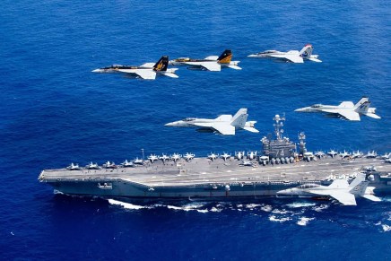 Yesterday’s Papers: NATO – follia&nbsp;guerrafondaia