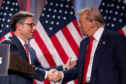 Il bis di Johnson alla presidenza della Camera: indispensabile l’aiuto di&nbsp;Trump