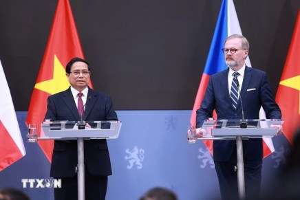 Il Vietnam stabilisce un partenariato strategico con la Repubblica&nbsp;Ceca