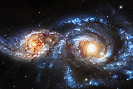 A = A e non A: fusione di&nbsp;galassie