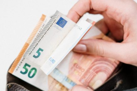 Rapporto Oil sui salari? Siamo il paese leader quanto a perdita di potere d’acquisto delle buste&nbsp;paga