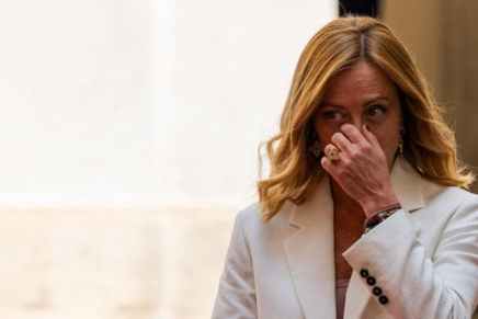 Dalla contrattazione alla consultazione sindacale: la nuova legge del&nbsp;governo