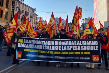 In piazza per lo sciopero generale del sindacalismo di base In piazza per lo sciopero generale del sindacalismo di base