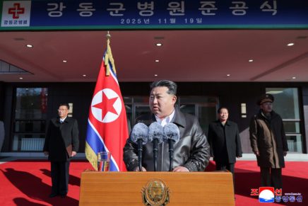 Discorso di Kim Jong Un alla cerimonia di inaugurazione dell’Ospedale del distretto di Kangdong Discorso di Kim Jong Un alla cerimonia di inaugurazione dell’Ospedale del distretto di Kangdong