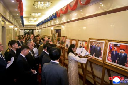 L’ambasciata vietnamita a Pyongyang ospita una mostra fotografica per i 75 anni di relazioni&nbsp;bilaterali