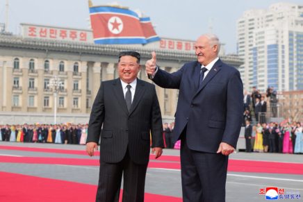 Corea del Nord: si è tenuta a Pyongyang la cerimonia di benvenuto per il Presidente&nbsp;bielorusso