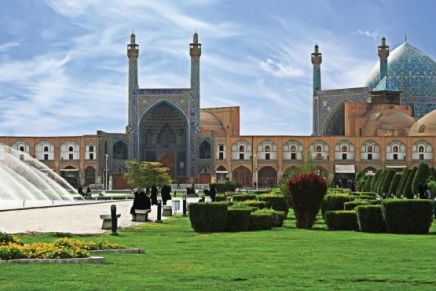 Iran e Vietnam: antiche civiltà alle porte occidentali e orientali dell’Asia Iran e Vietnam: antiche civiltà alle porte occidentali e orientali dell’Asia