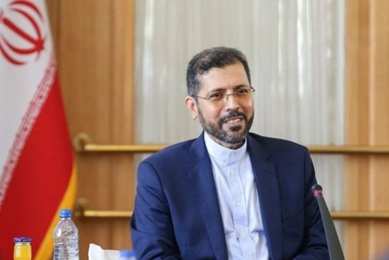 Iran: il vice ministro degli Esteri paragona le azioni degli USA alla Germania nazista dopo l’attacco a un’unità navale&nbsp;iraniana