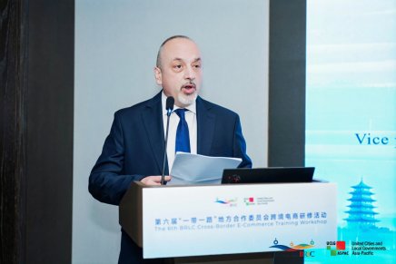 Alberto Antinucci: “La tecnologia dà velocità, ma la cooperazione dà alla velocità uno scopo” Alberto Antinucci: “La tecnologia dà velocità, ma la cooperazione dà alla velocità uno scopo”
