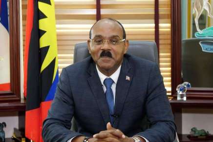 Antigua e Barbuda conferma Gaston Browne: la continuità di un piccolo Stato tra Caraibi, Cina, Stati Uniti e giustizia&nbsp;climatica