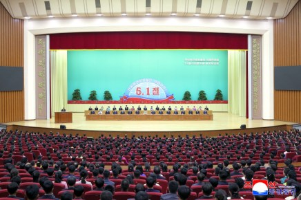 La Corea del Nord celebra il Primo&nbsp;Maggio