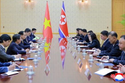 Si sono tenuti colloqui tra i Ministri degli Esteri della RPDC e del&nbsp;Vietnam