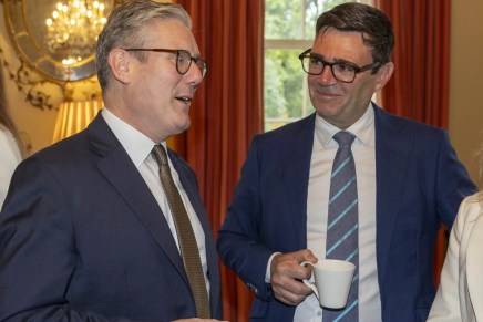 Dopo Starmer, il Labour cerca in Burnham una via d’uscita che potrebbe non&nbsp;bastare