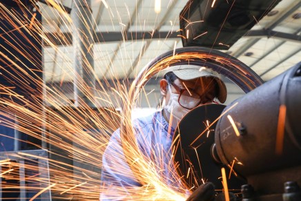 Il PIL della Cina cresce del 4,7% nel primo semestre 2026, mostrando resilienza nonostante le difficoltà Il PIL della Cina cresce del 4,7% nel primo semestre 2026, mostrando resilienza nonostante le difficoltà