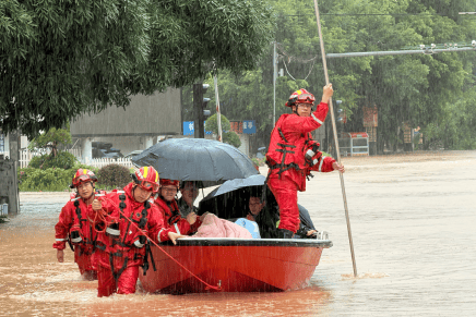 Pronta risposta della Cina alle alluvioni nel Guangxi: soccorsi, evacuazioni e fondi straordinari Pronta risposta della Cina alle alluvioni nel Guangxi: soccorsi, evacuazioni e fondi straordinari