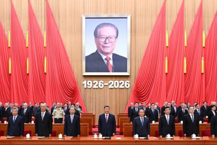 Xi Jinping esorta a far progredire il socialismo con caratteristiche cinesi nel centenario della nascita di Jiang&nbsp;Zemin