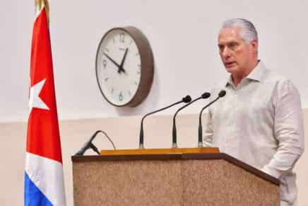 Miguel Díaz-Canel: «Cuba non deve indottrinare nessuno. Non deve esportare idee. È la storia a impartire lezioni» Miguel Díaz-Canel: «Cuba non deve indottrinare nessuno. Non deve esportare idee. È la storia a impartire lezioni»