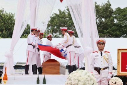 Gli importanti contributi del compianto presidente dell’Assemblea Nazionale Xaysomphone Phomvihane alle relazioni Laos–Vietnam Gli importanti contributi del compianto presidente dell’Assemblea Nazionale Xaysomphone Phomvihane alle relazioni Laos–Vietnam