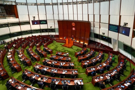 Il primo piano quinquennale di Hong Kong: perché offre speranza ai cittadini e opportunità agli investitori? Il primo piano quinquennale di Hong Kong: perché offre speranza ai cittadini e opportunità agli investitori?