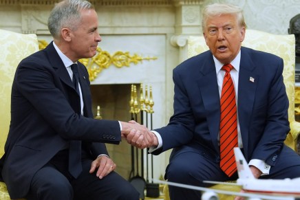 La rottura tra USA e Canada: dazi, provocazioni e la strategia di Carney contro le minacce di Trump La rottura tra USA e Canada: dazi, provocazioni e la strategia di Carney contro le minacce di Trump