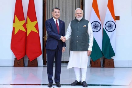 Il primo ministro vietnamita Lê Minh Hưng a colloquio con l’omologo indiano Narendra&nbsp;Modi