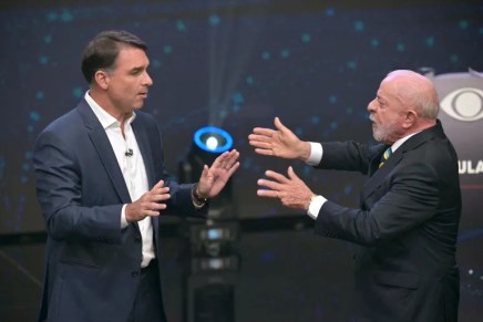 Brasile: Bolsonaro ribalta i sondaggi al primo round, Lula in recupero per il ballottaggio grazie alla nuova legge sul&nbsp;lavoro