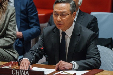 La Cina respinge le critiche di alcuni Paesi occidentali sui diritti umani: «Non hanno titolo per impartirci lezioni» La Cina respinge le critiche di alcuni Paesi occidentali sui diritti umani: «Non hanno titolo per impartirci lezioni»